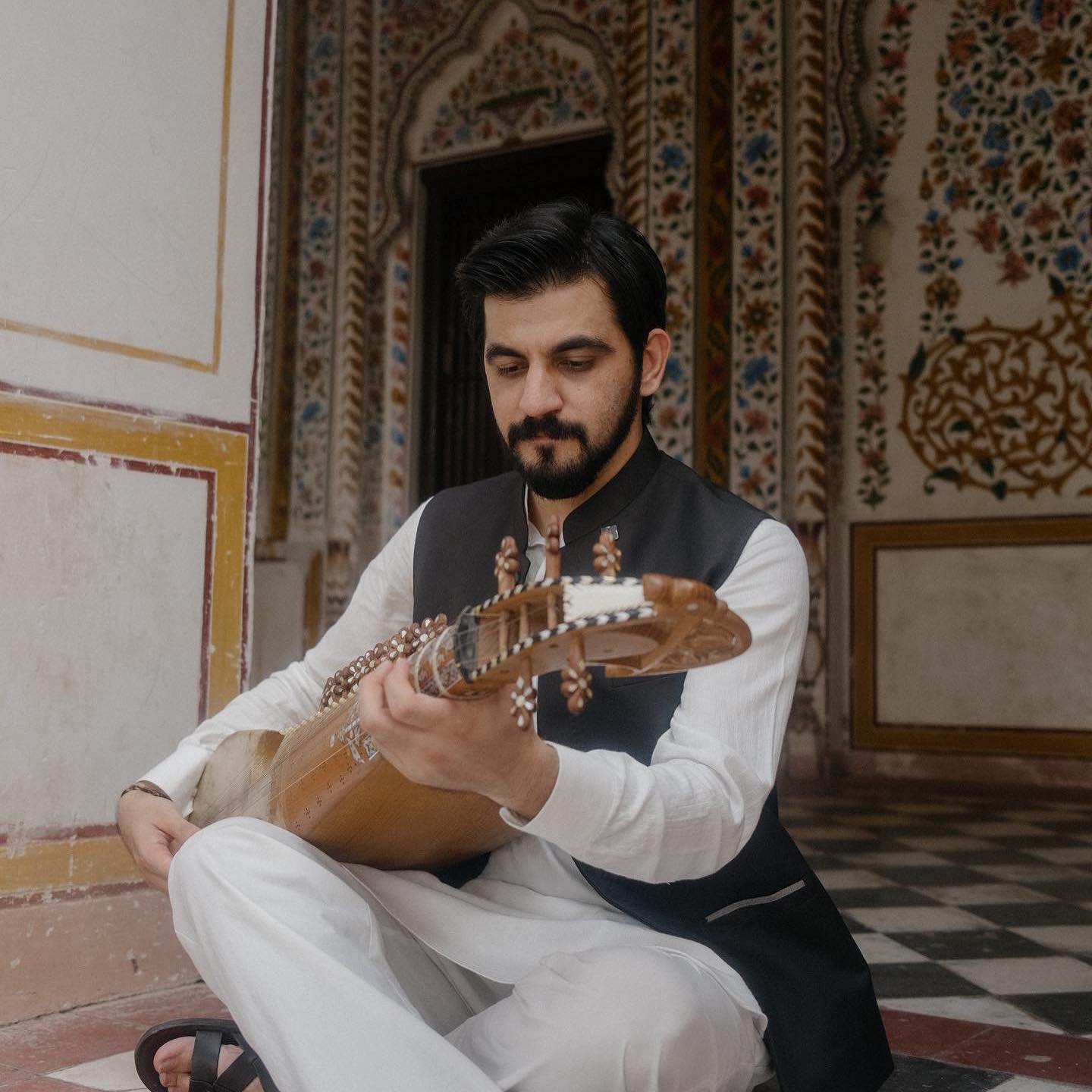 Rabab Video